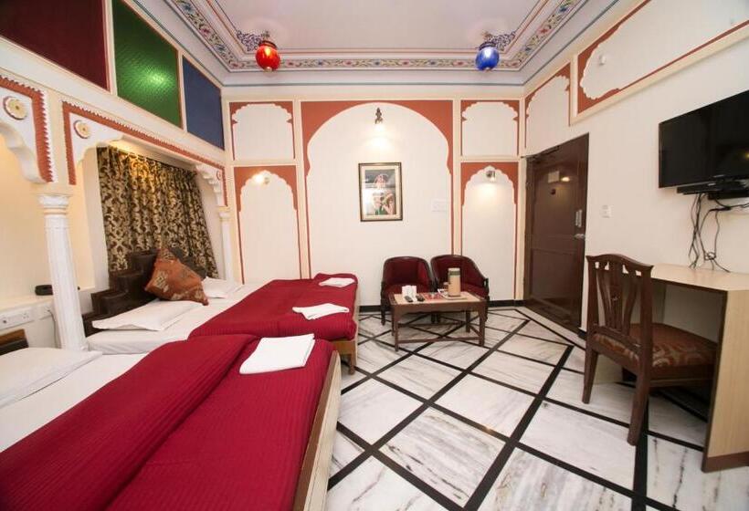 Habitación Familiar, Kalyan, Jaipur