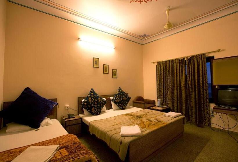 Standard Triple Room, Kalyan, Jaipur