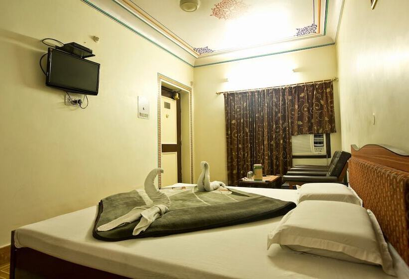 اتاق لوکس, Kalyan, Jaipur