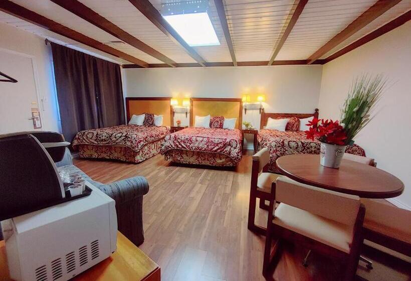 اتاق لوکس خانوادگی, Kootenay Country Inn