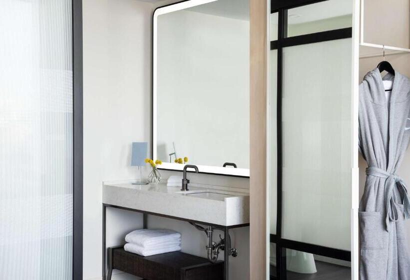 اتاق استاندارد با تخت بزرگ, Hyatt Centric Congress Avenue Austin