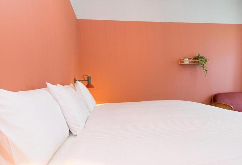 اتاق لوکس با تخت بزرگ, Casa Rosa Villa With Pool In Olhao Centre