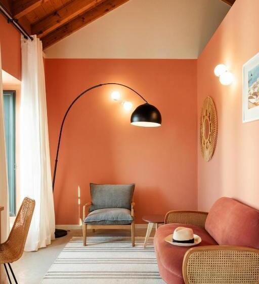 Deluxe Suite King Bed, Casa Rosa Villa With Pool In Olhao Centre