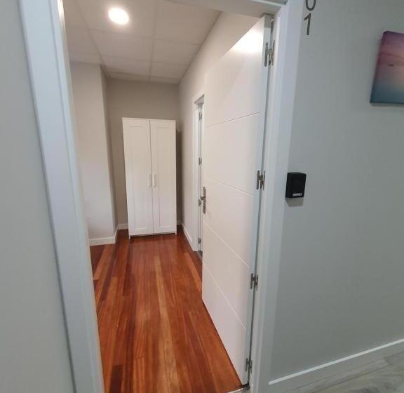 اتاق استاندارد, Guggenheim Riverview Hbi01297