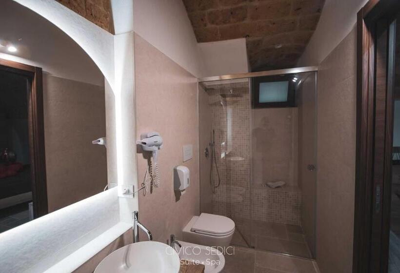 سوییت لوکس, Civico Sedici Suite & Spa