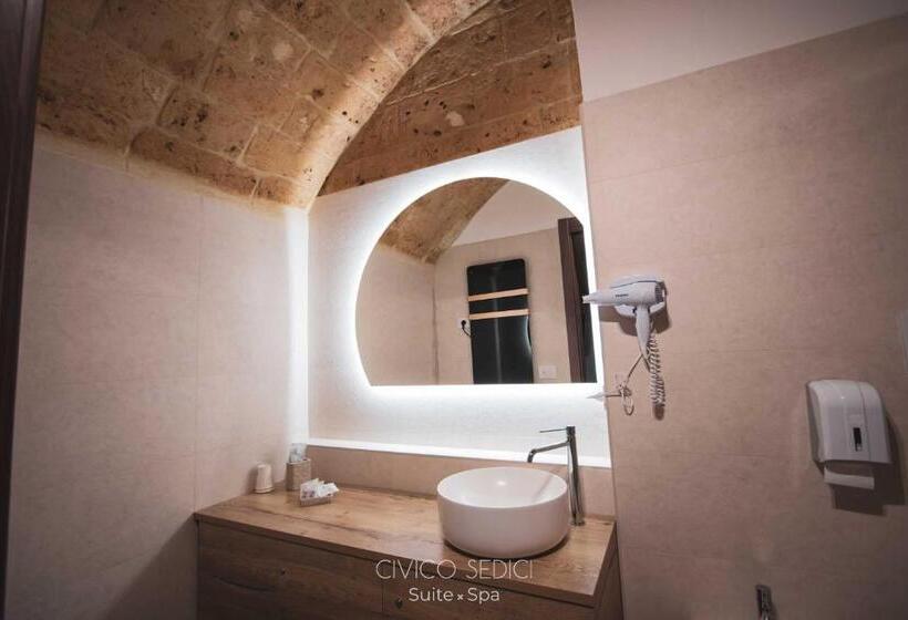 سوییت لوکس, Civico Sedici Suite & Spa
