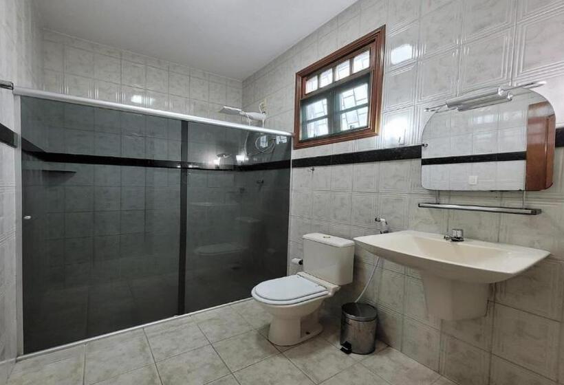 سوییت, Residencial Manaus  Flores