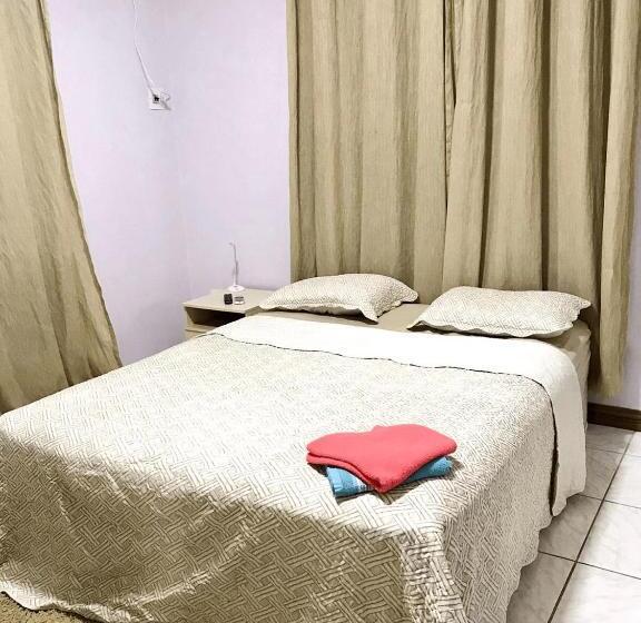 سوییت, Residencial Manaus  Flores