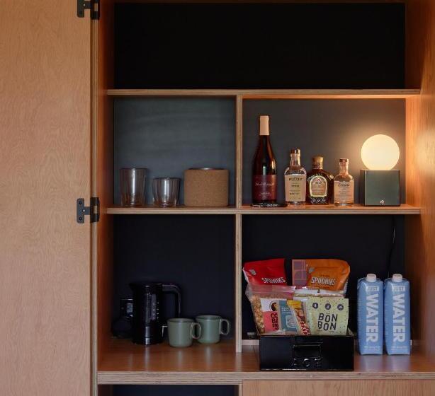 اتاق استاندارد برای معلولان, Ace Hotel Toronto