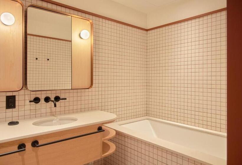 سوییت, Ace Hotel Toronto