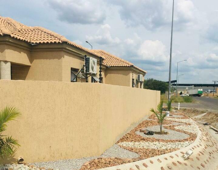اتاق استاندارد با تخت بزرگ, Infinity Bnb Gaborone