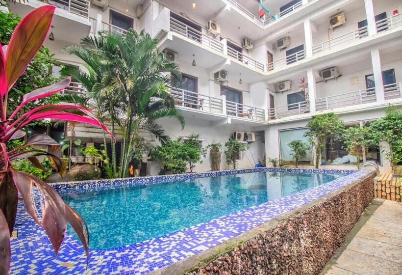 سوییت خانوادگی, Goa Down D Vilage Prime
