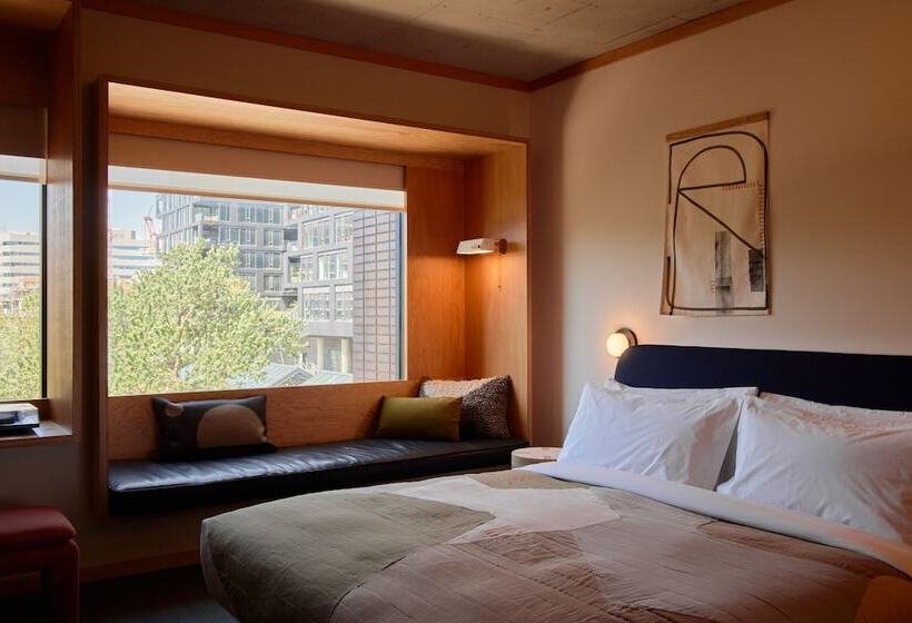 اتاق استاندارد, Ace Hotel Toronto