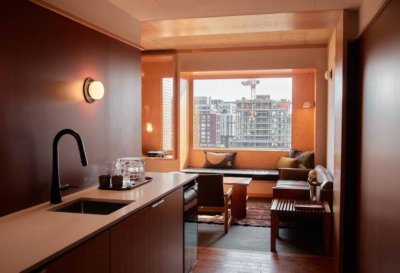 سوییت, Ace Hotel Toronto