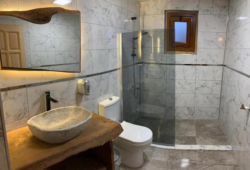 سوییت, Oşvacu Dağ Evleri