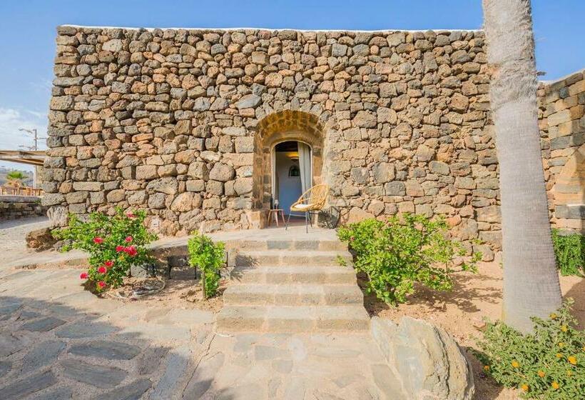 اتاق لوکس, Tenuta Bukkuram