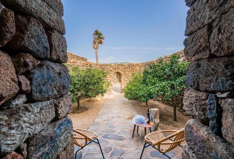 اتاق لوکس, Tenuta Bukkuram