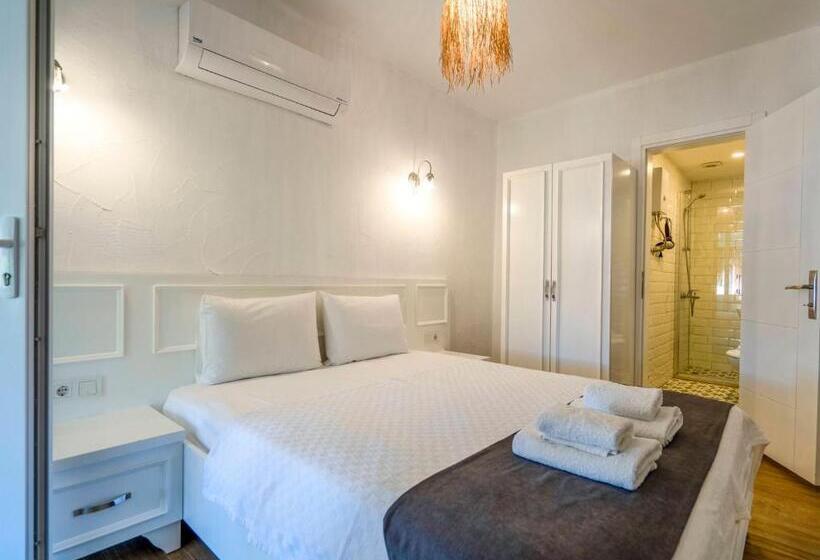 اتاق لوکس, Londi̇a Otel