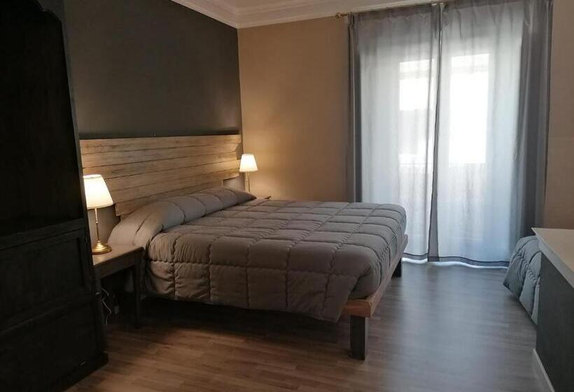 اتاق لوکس چهار تخته, 384 Guesthouse Rooms & Suite Enna