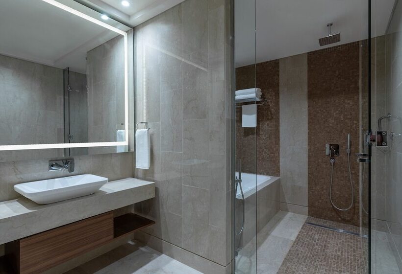 سوئیت پریمیوم, Radisson Blu Hotel, Juba