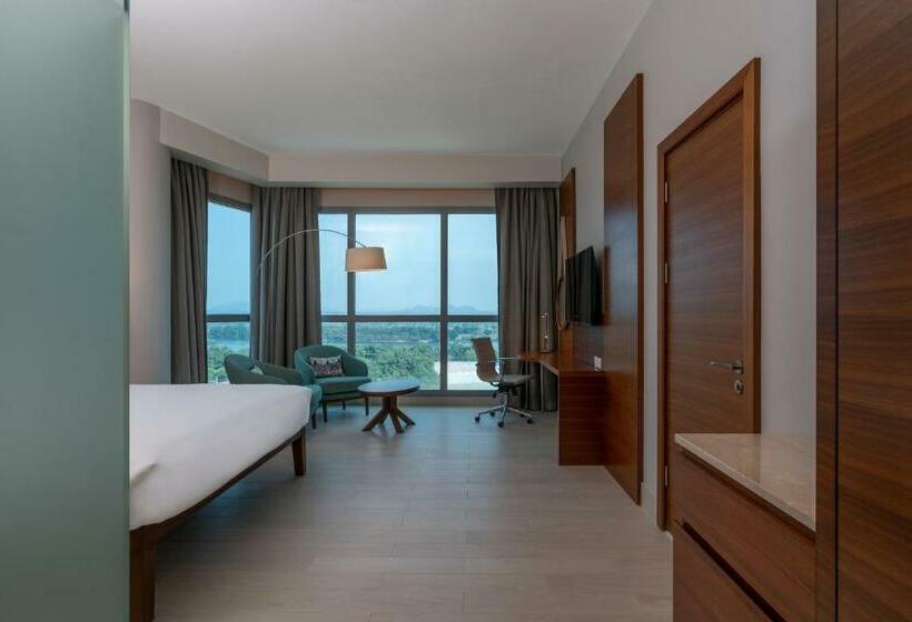 اتاق اجرایی, Radisson Blu Hotel, Juba