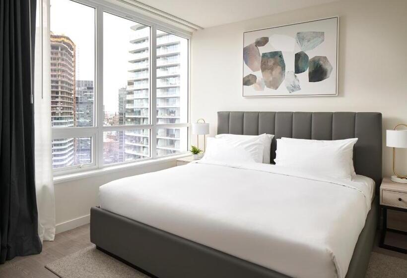 3 Bedroom Suite, Level Seattle Downtown  South Lake Union