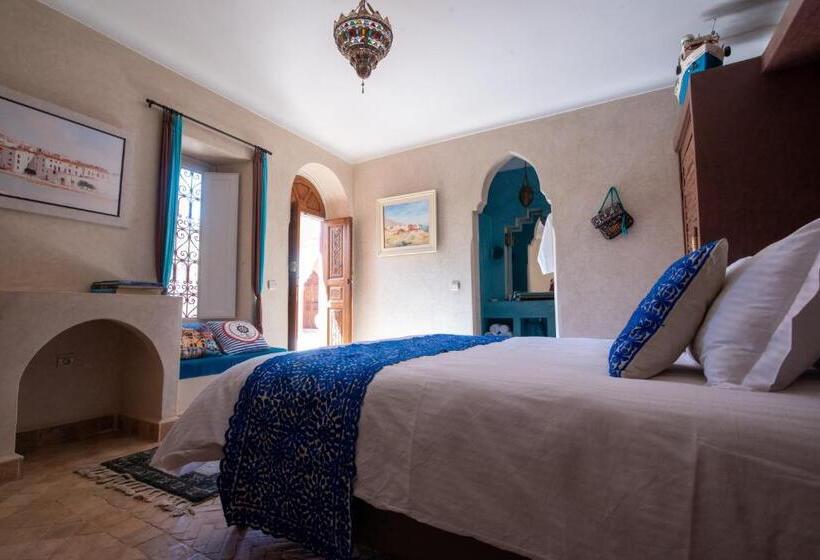 اتاق لوکس, L’oasis De Kima
