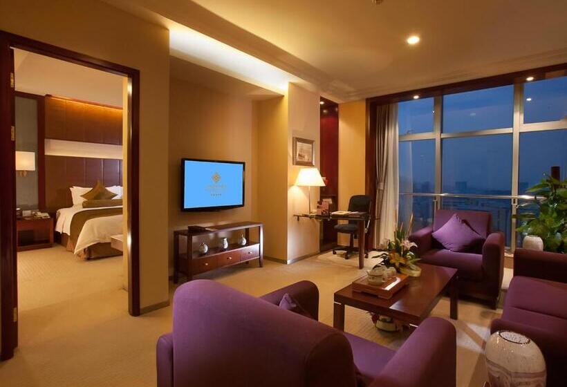 Deluxe Suite, Hongrui Jinling Grand  Hefei