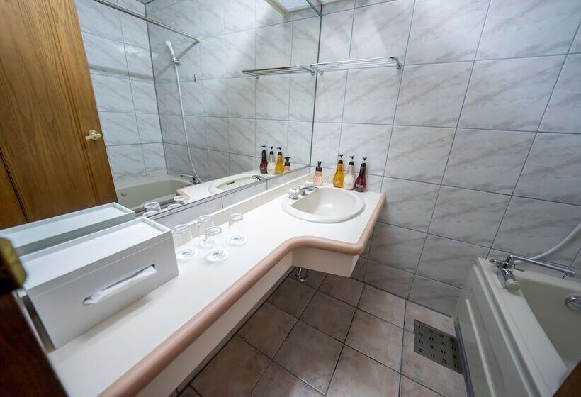 سوییت جونیور, Sierra Resort Hakuba