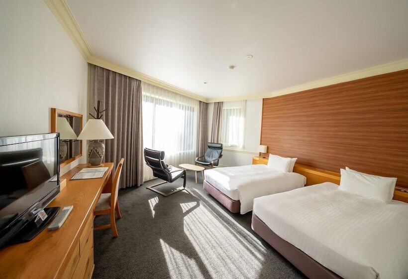 سوییت جونیور, Sierra Resort Hakuba