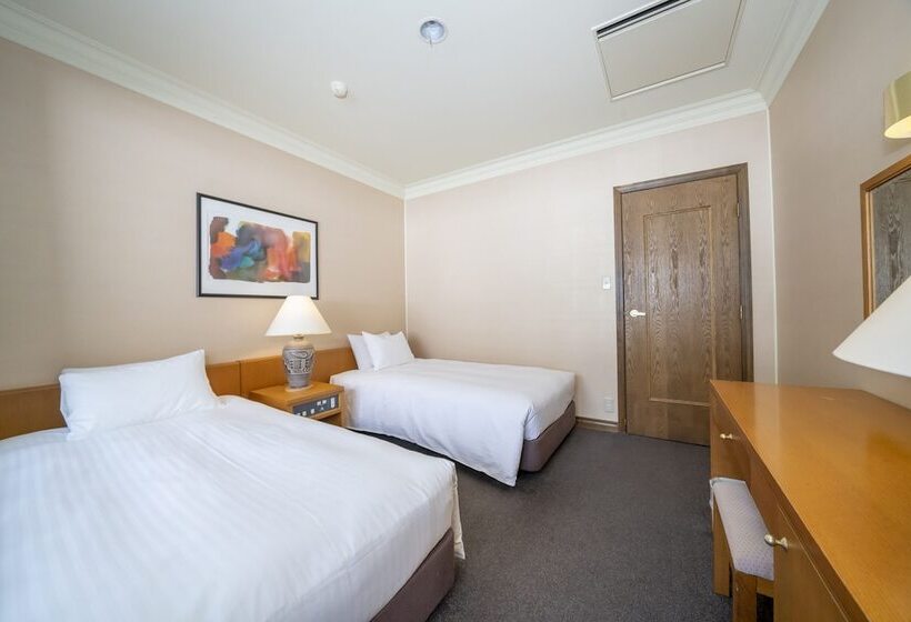 سوییت جونیور, Sierra Resort Hakuba