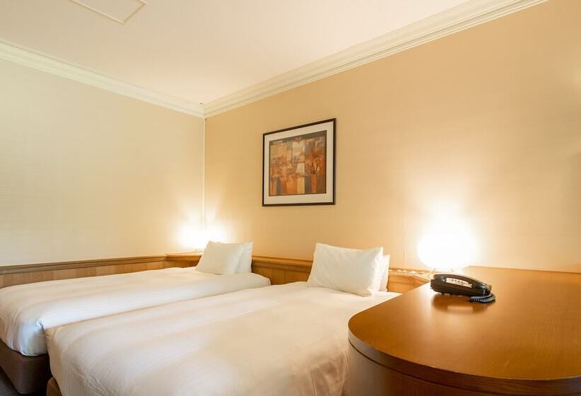 سوییت جونیور, Sierra Resort Hakuba