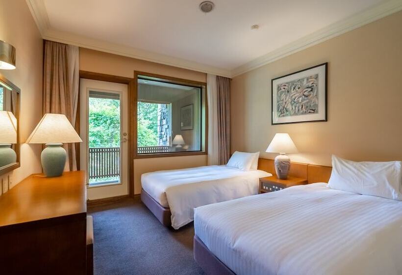 سوییت جونیور, Sierra Resort Hakuba