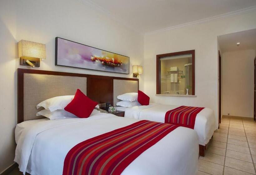 اتاق استاندارد چهارنفره با چشم‌انداز باغ, Tianze Beach Resort