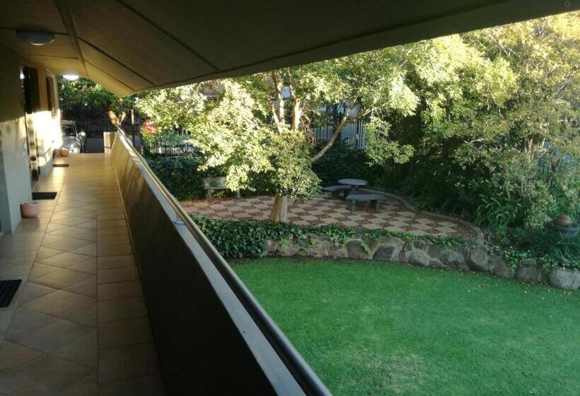 اتاق استاندارد, Belmont Guest House