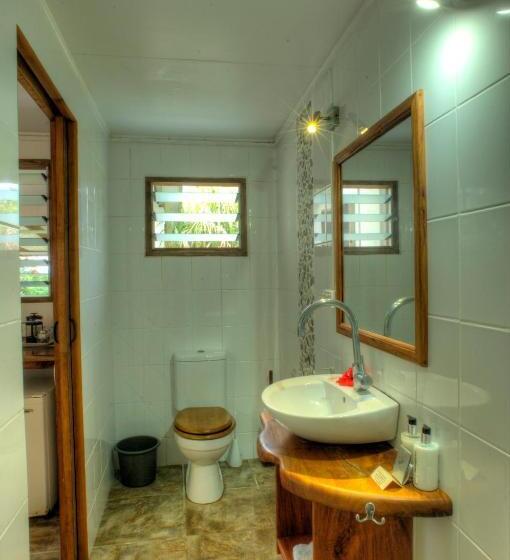 سوئیت خانواده 2 خوابه, Deco Stop Lodge