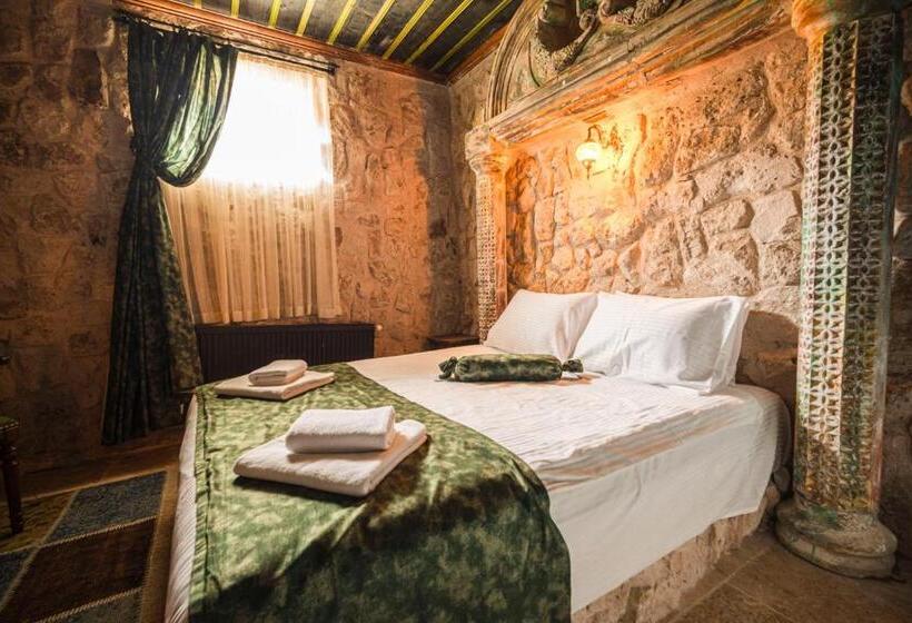 اتاق استاندارد با وان آب گرم, Lunas Cappadocia