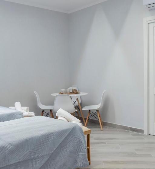 اتاق استاندارد سه نفره, Albergo Libera Gioventù