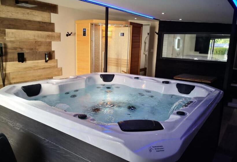 اتاق لوکس, V&spa 2 Chambres D Hôtes Avec Spa Privatif Dont Une Avec Un Sauna