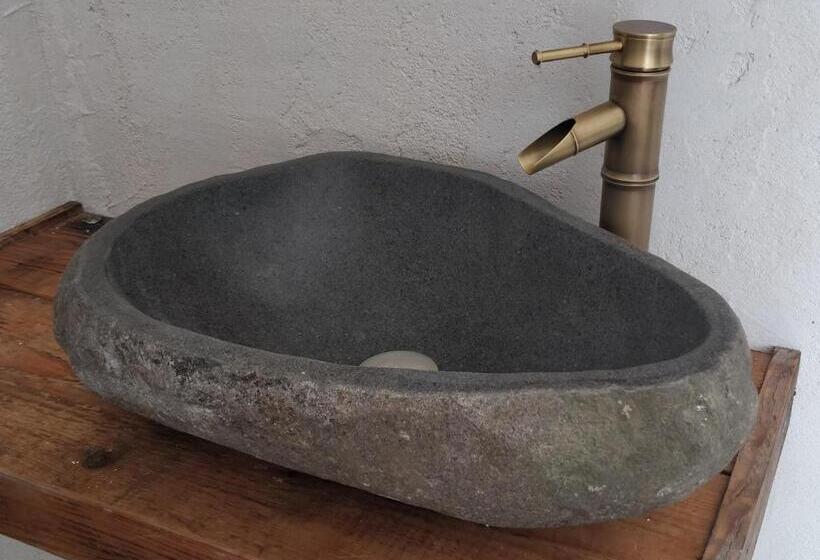 اتاق لوکس, V&spa 2 Chambres D Hôtes Avec Spa Privatif Dont Une Avec Un Sauna