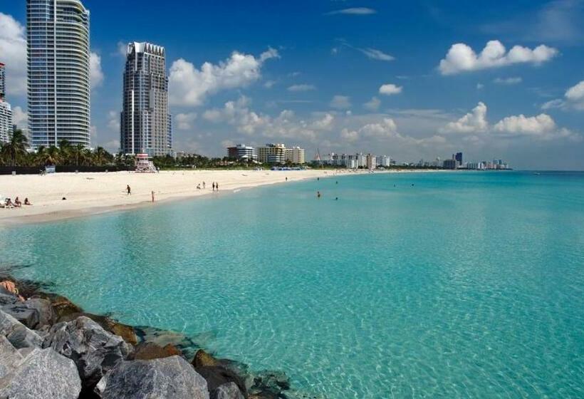 سوئیت با تخت بزرگ, Boutique Suites 3 Min Walk To Beach