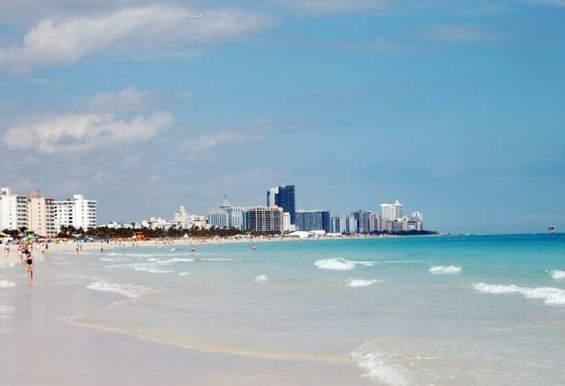 سوئیت با تخت بزرگ, Boutique Suites 3 Min Walk To Beach