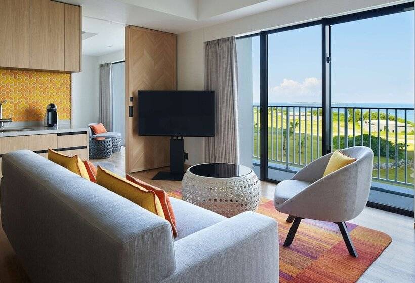 اتاق‌ استاندارد تودرتو با چشم‌انداز دریا, Hilton Club The Beach Resort Sesoko