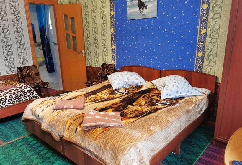 اتاق کلاسیک چهارنفره, Petrovskaya Pristan 2