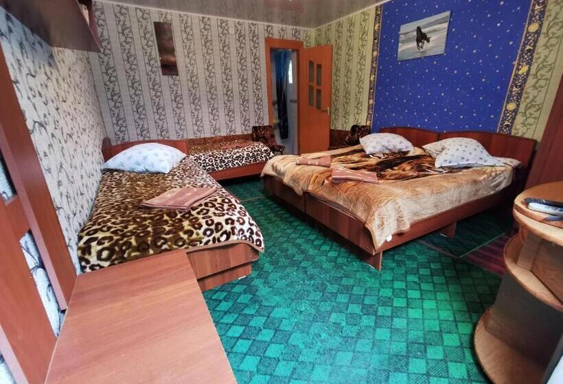 اتاق کلاسیک چهارنفره, Petrovskaya Pristan 2