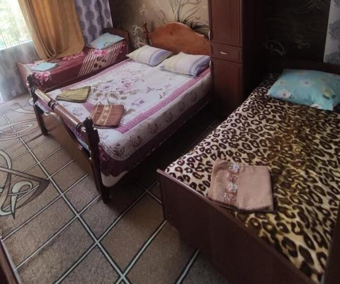 اتاق کلاسیک چهارنفره, Petrovskaya Pristan 2