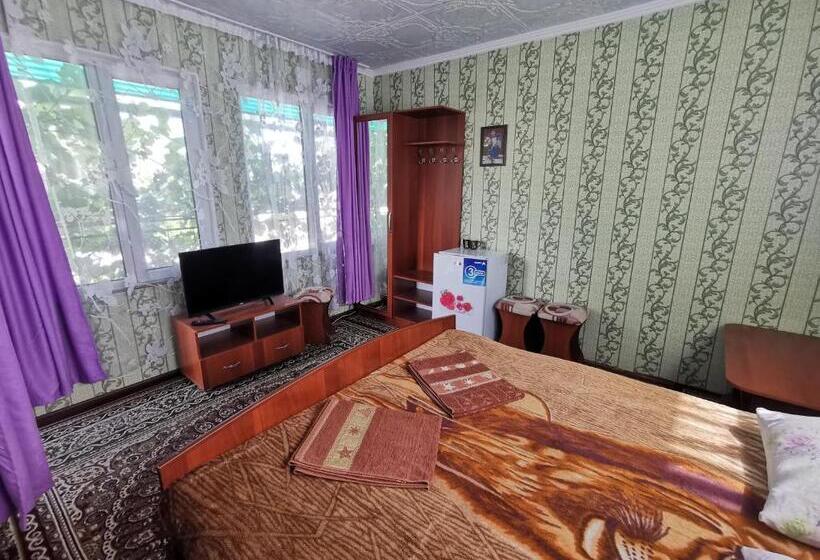 اتاق استاندارد با بالکن, Petrovskaya Pristan 2