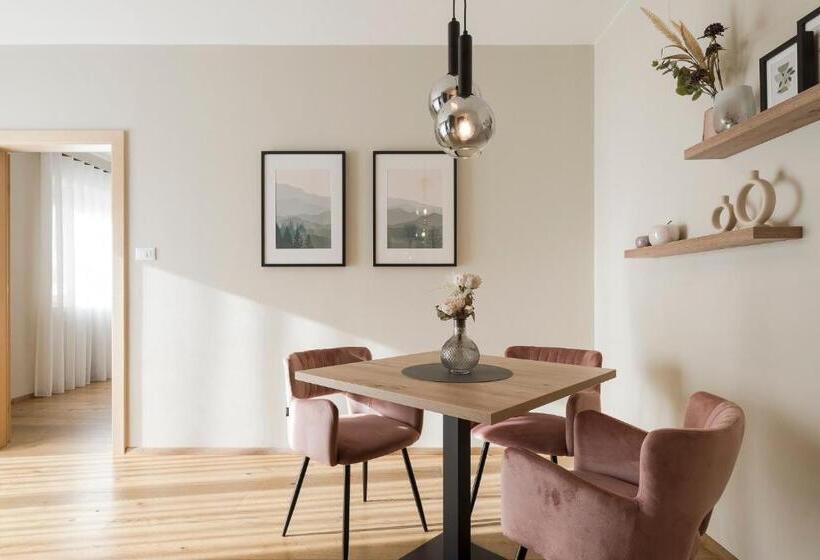 سوئیت جونیور با چشم‌انداز باغ, Boutique Hotel Wiesenhof   Adults Only