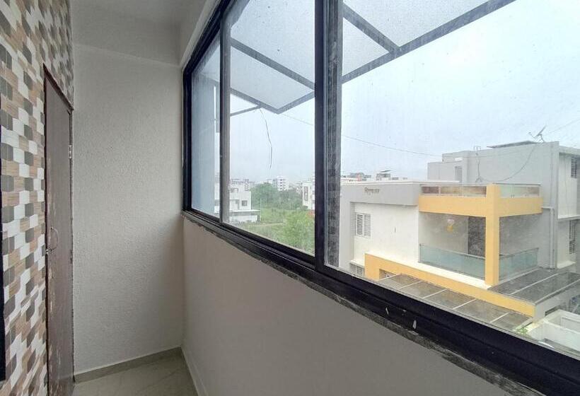 اتاق لوکس, Ambient Home Stay, In Nashik