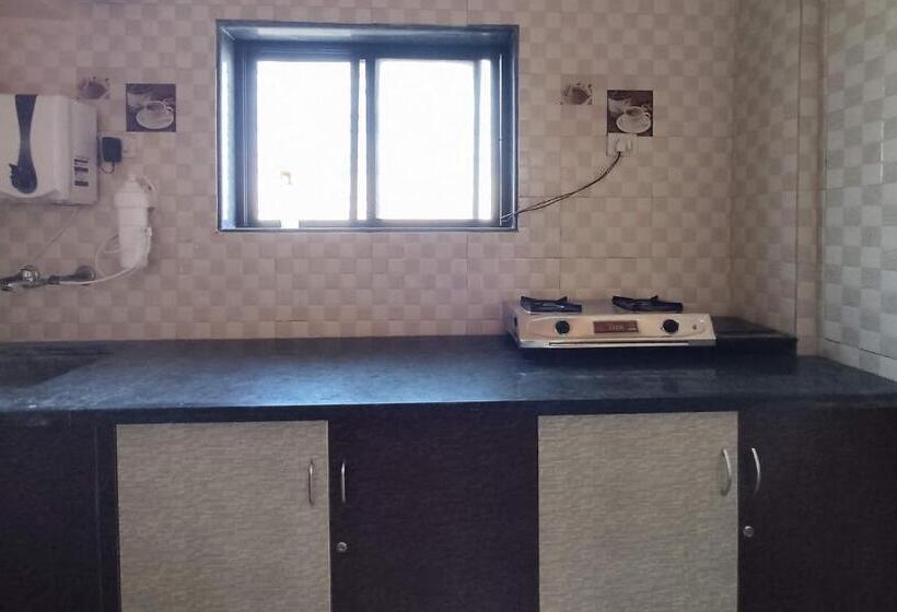 اتاق خانوادگی, Ambient Home Stay, In Nashik